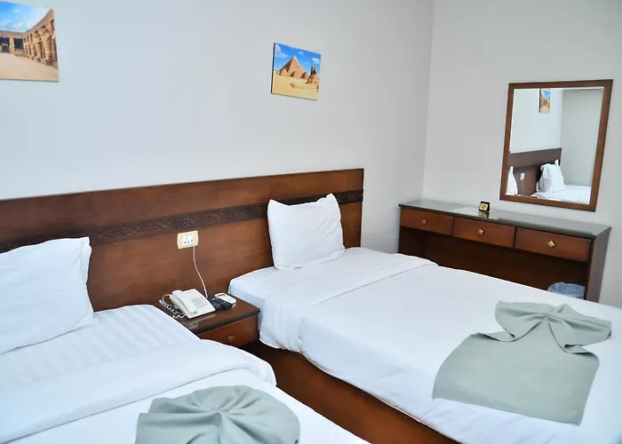 Miramar Evergreen Hotel