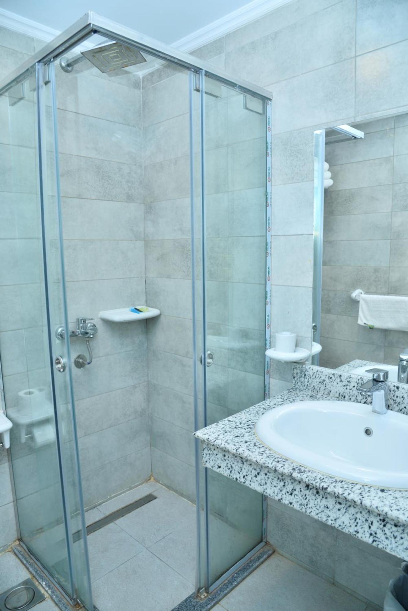 Hotel Miramar Evergreen 3*
